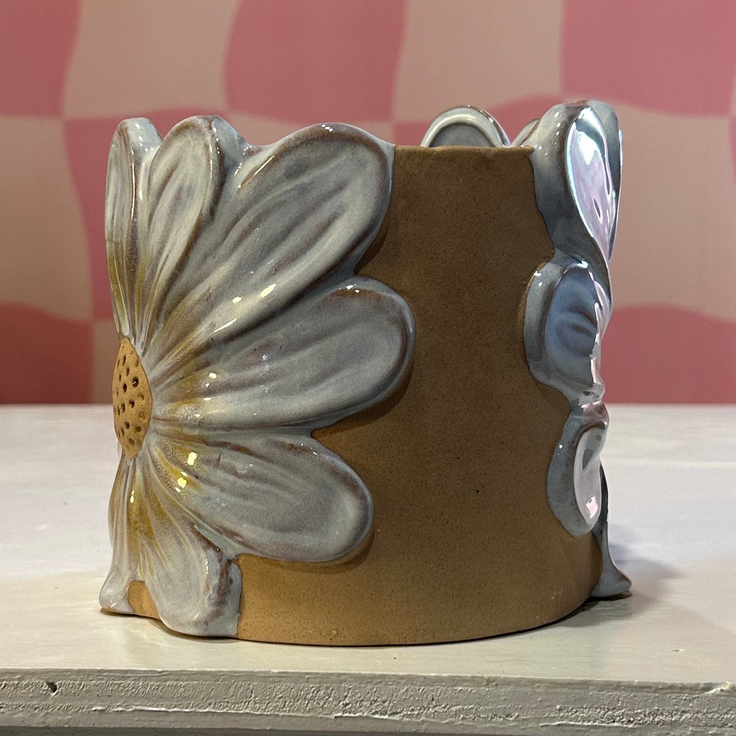 White Daisy Pot