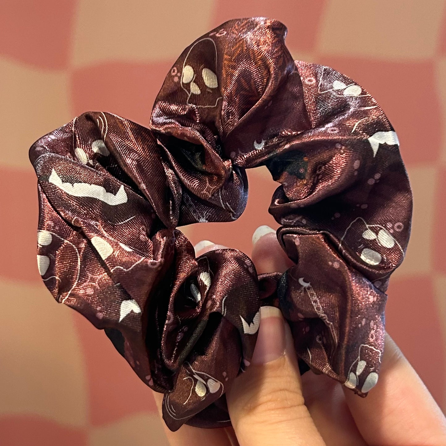 Scrunchie - Maroon Magic
