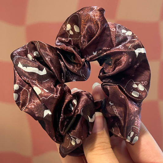 Scrunchie - Maroon Magic