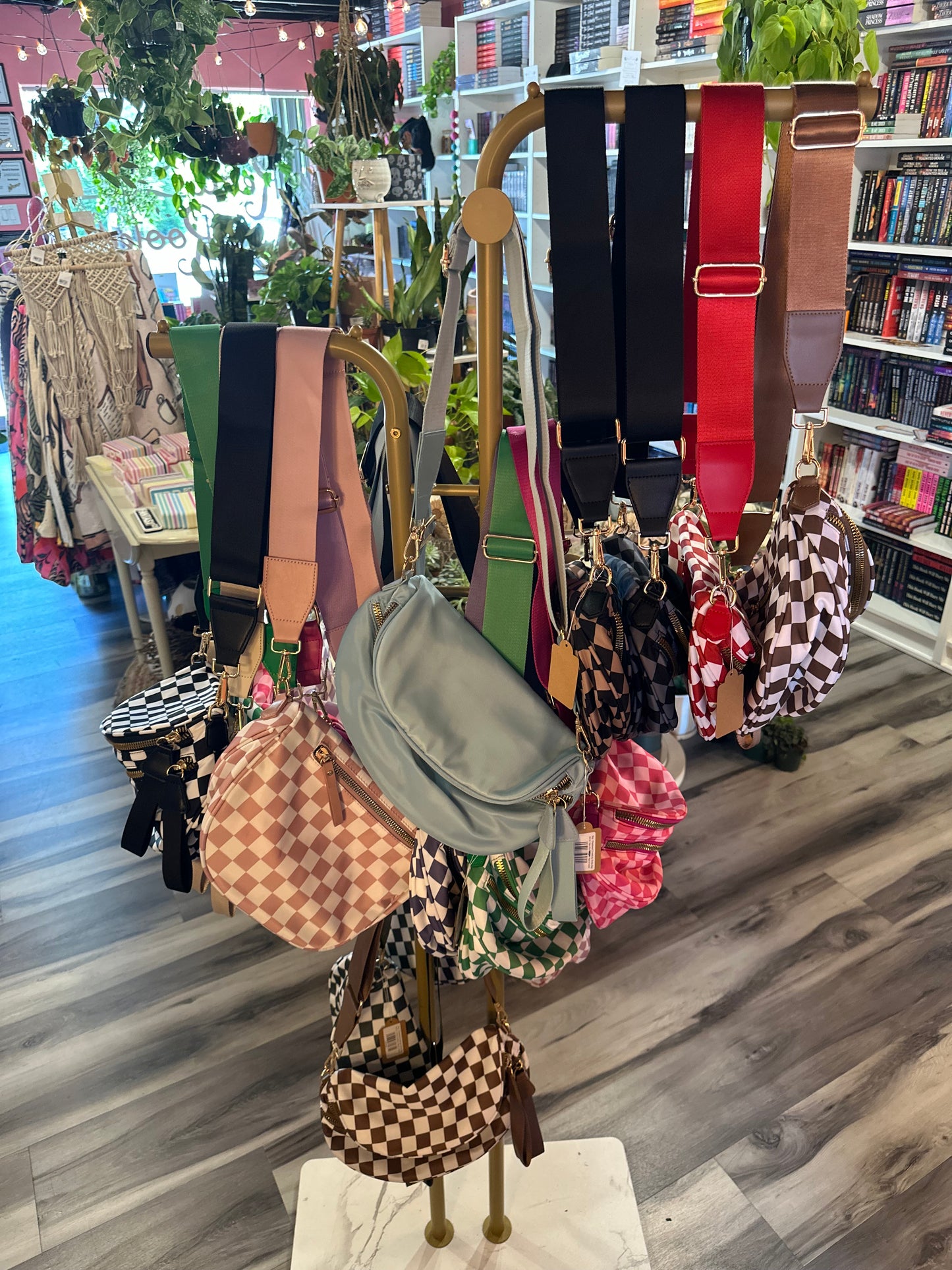 Bag - Checkered Crossbody Kindle Bag