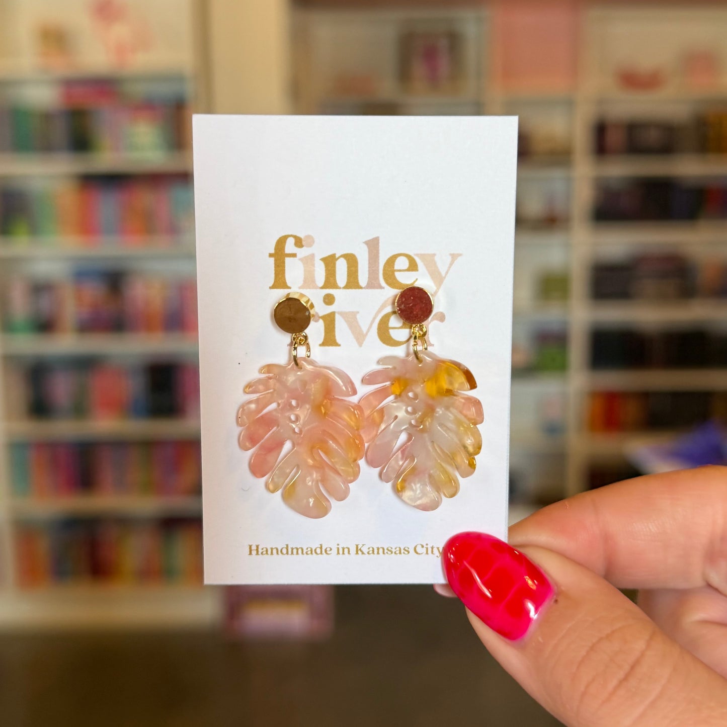 Monstera Earrings (Tortoise Shell)