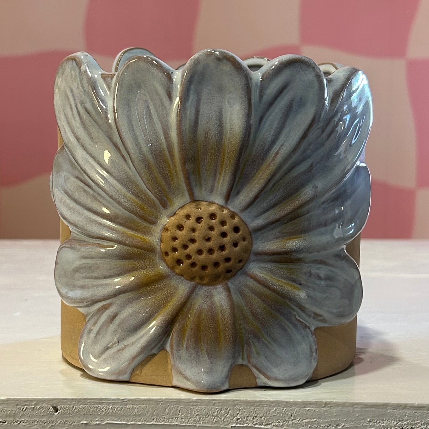 White Daisy Pot