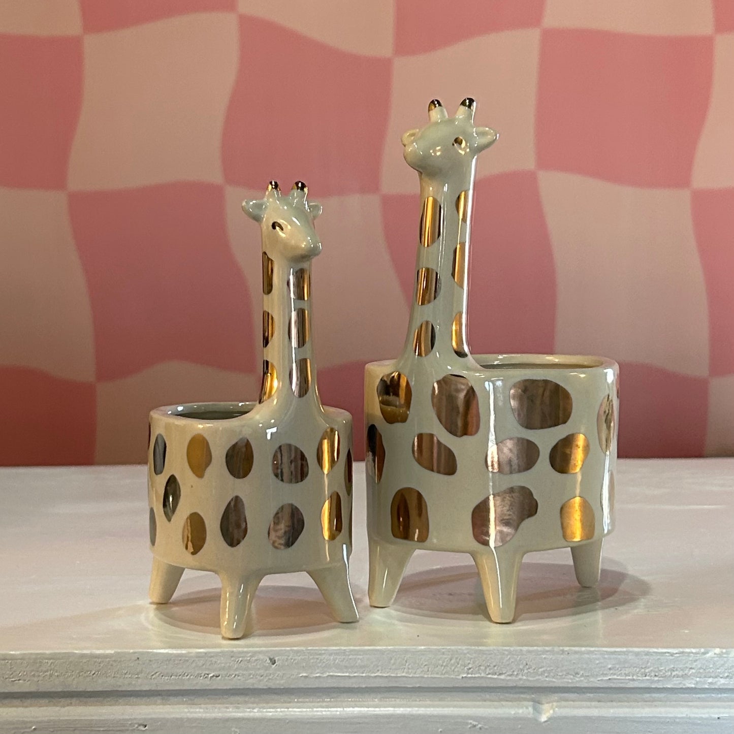 Giraffe Pot