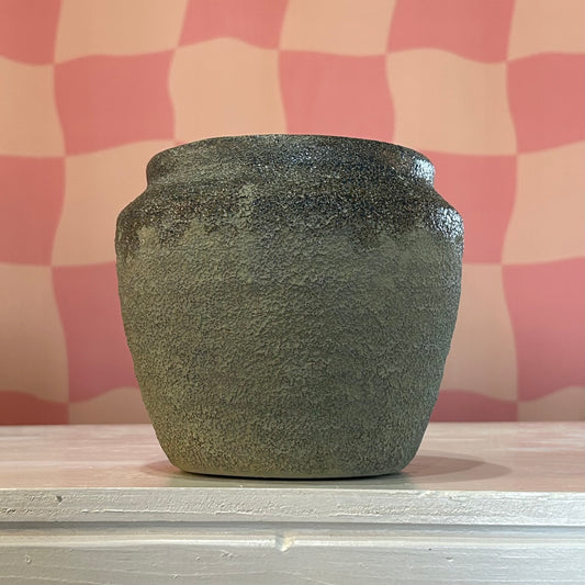 Earthy Pot
