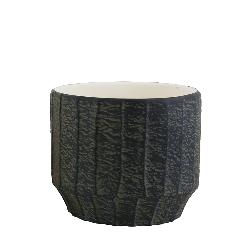 Avrill Pot